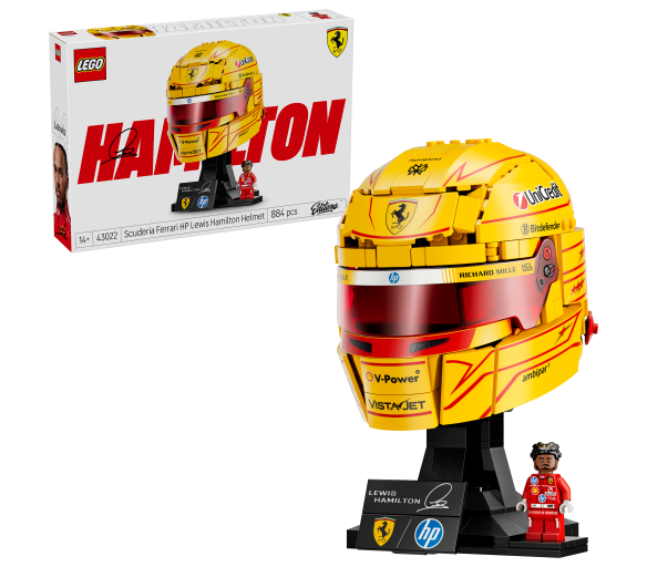 LEGO® Editions 43022 Helma Lewis Hamilton ze Scuderia Ferrari HP